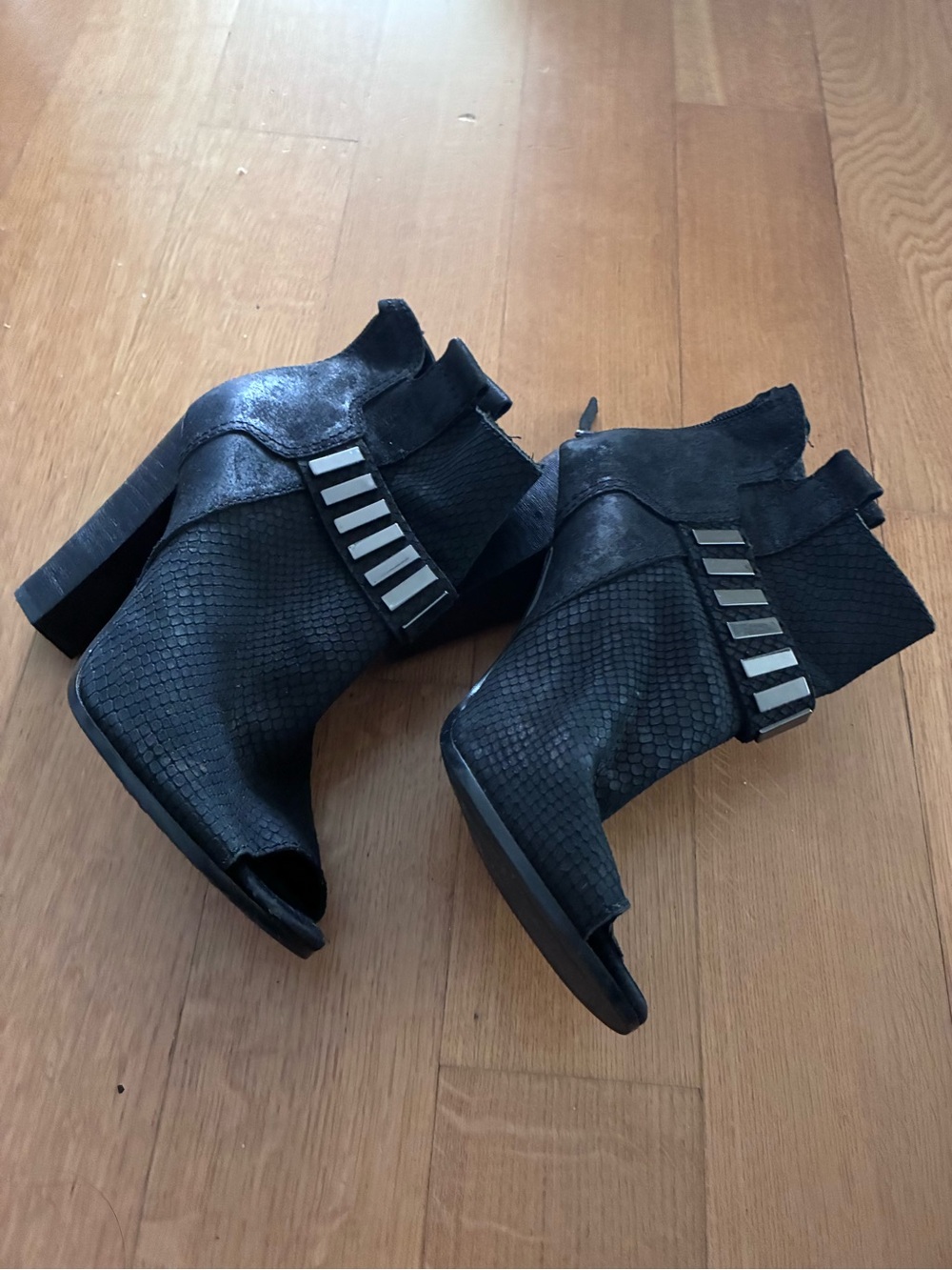 Guess Black Textured Peep-Toe Ankle Booties with Metallic Accents